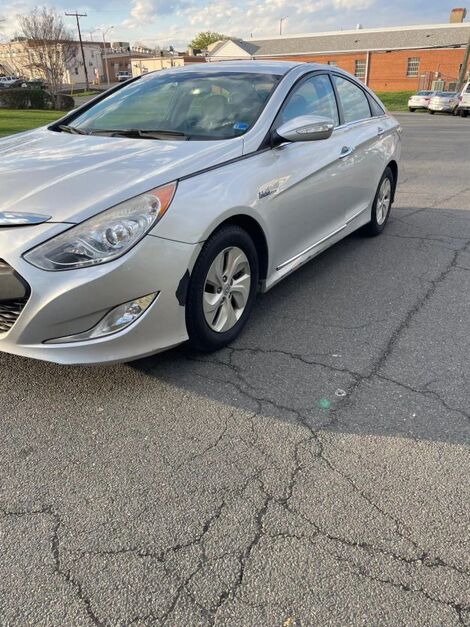 2013 HYUNDAI Sonata