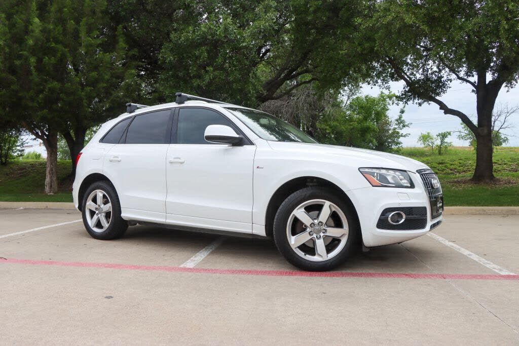2011 AUDI Q5