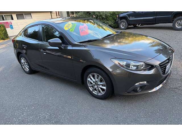 2016 MAZDA Mazda3