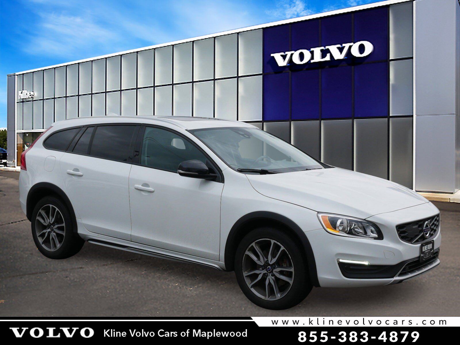 2018 VOLVO V60