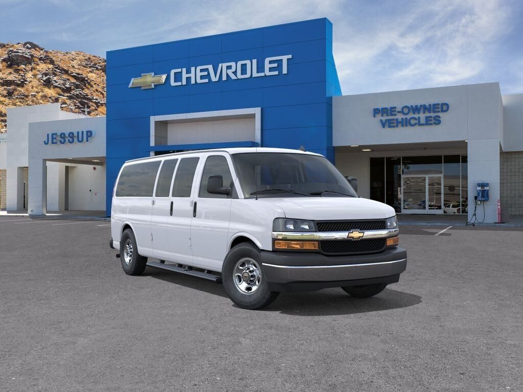 2026 CHEVROLET Express