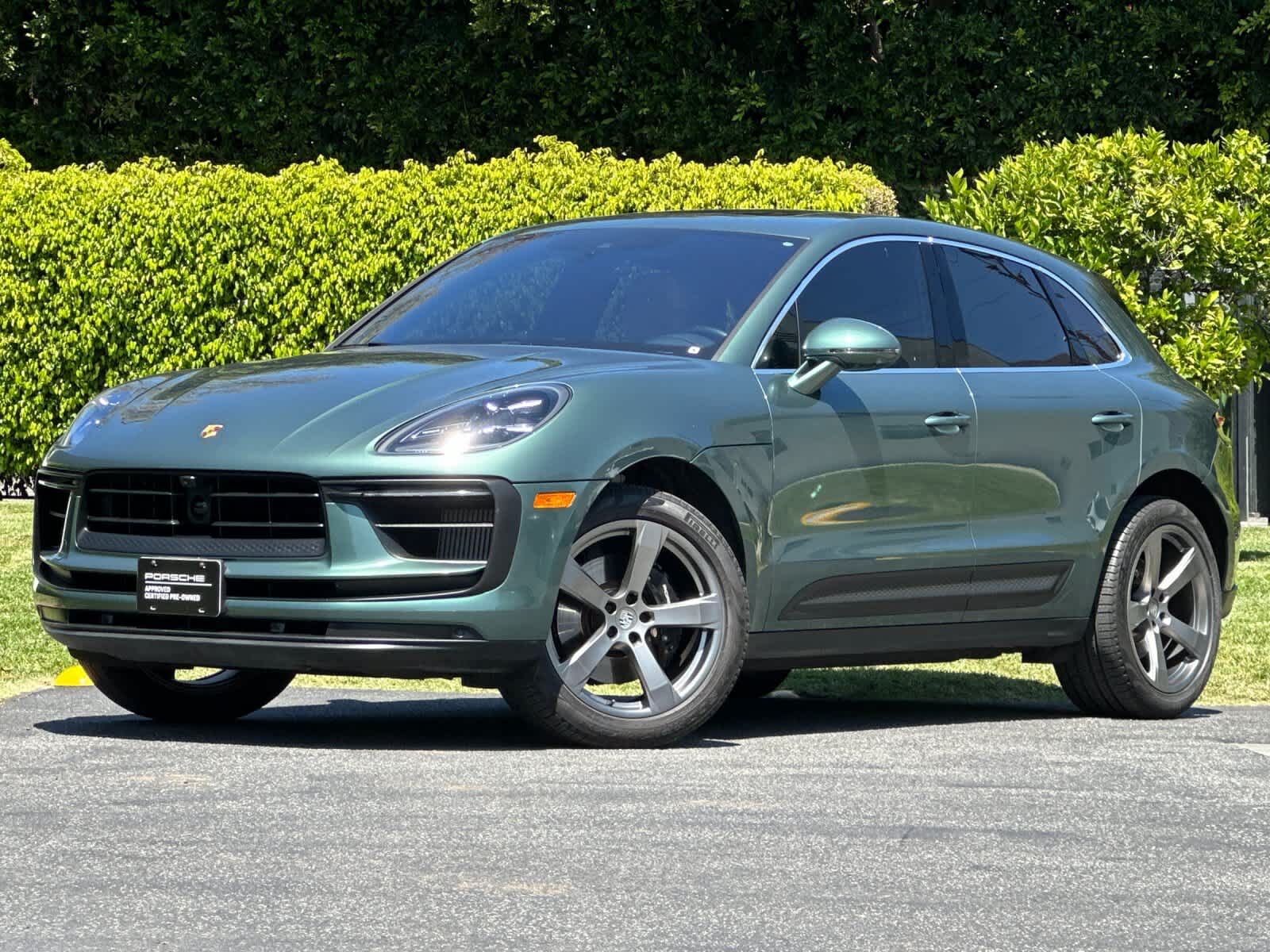 2023 PORSCHE Macan