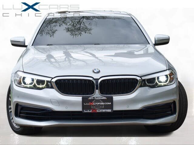 2020 BMW 530i