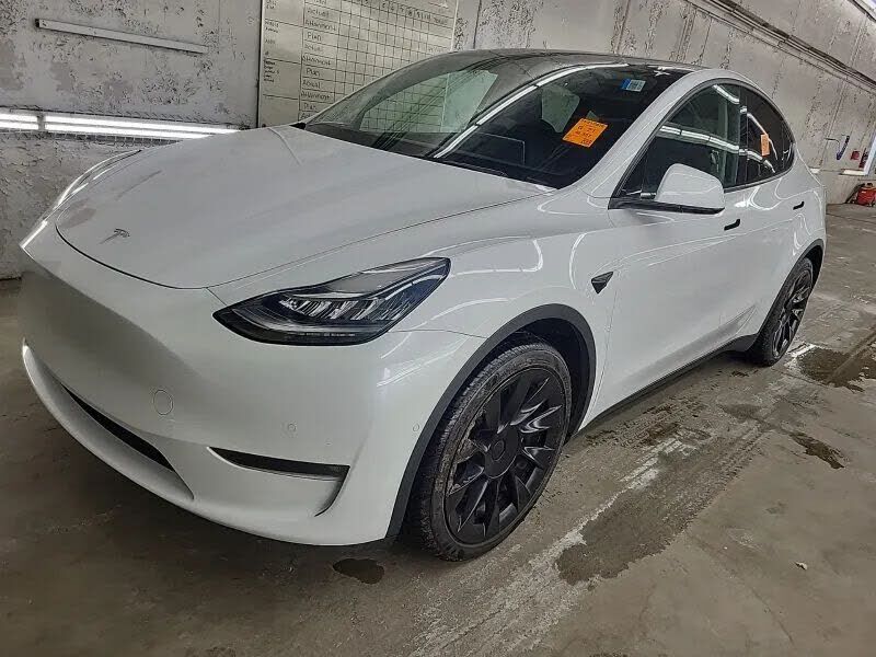 2021 TESLA Model Y