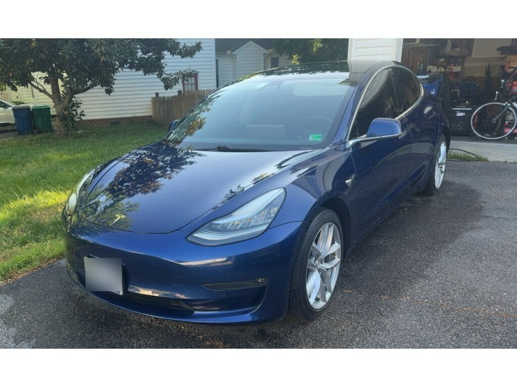 2020 TESLA Model 3