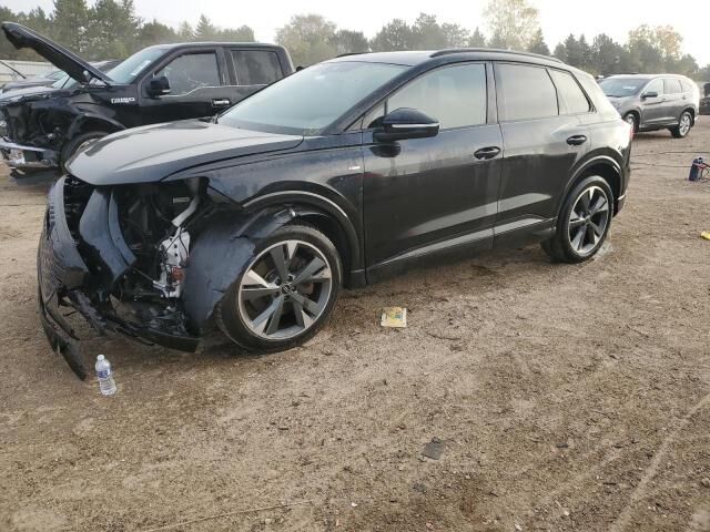 2023 AUDI Q4