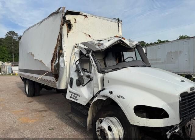 2016 FREIGHTLINER M2