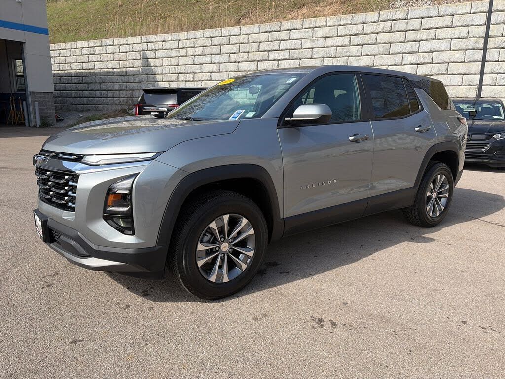 2025 CHEVROLET Equinox