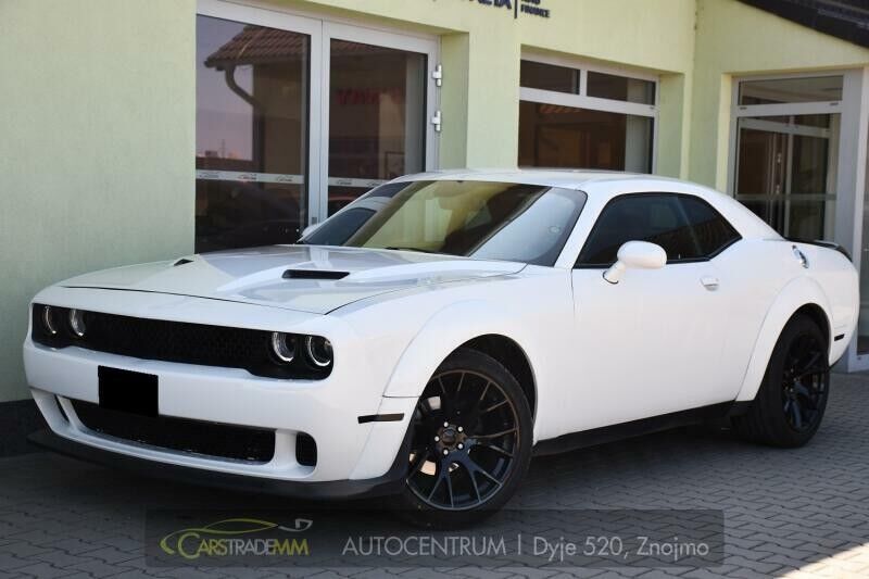 2016 DODGE Challenger