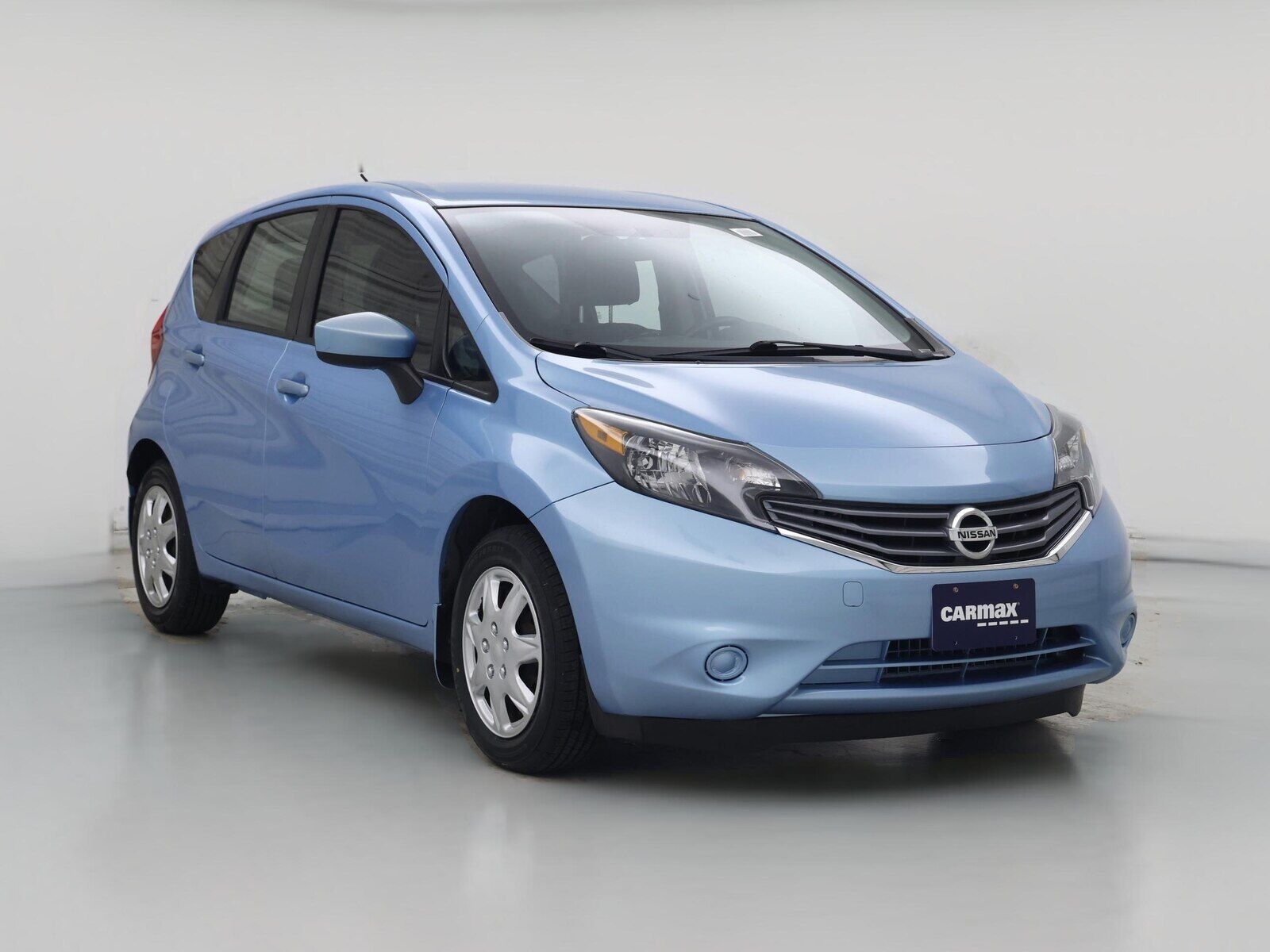 2015 NISSAN Versa