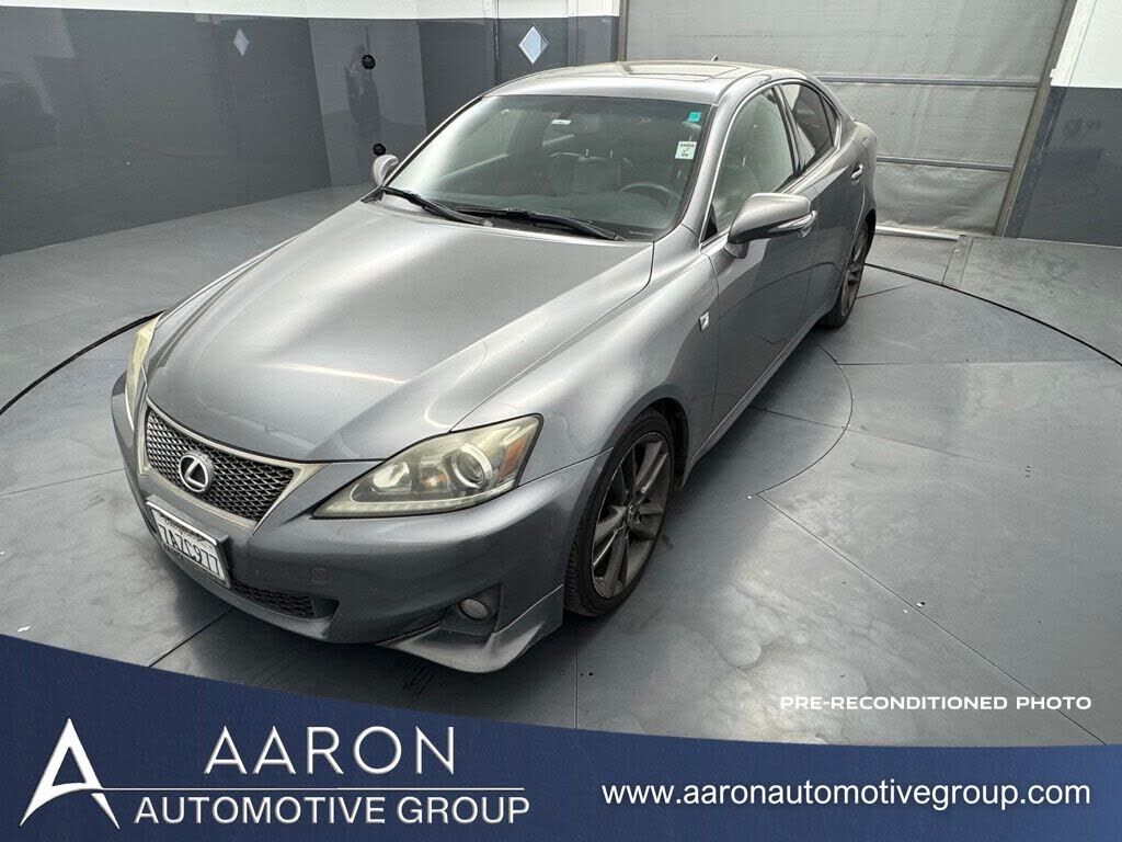 2013 LEXUS IS