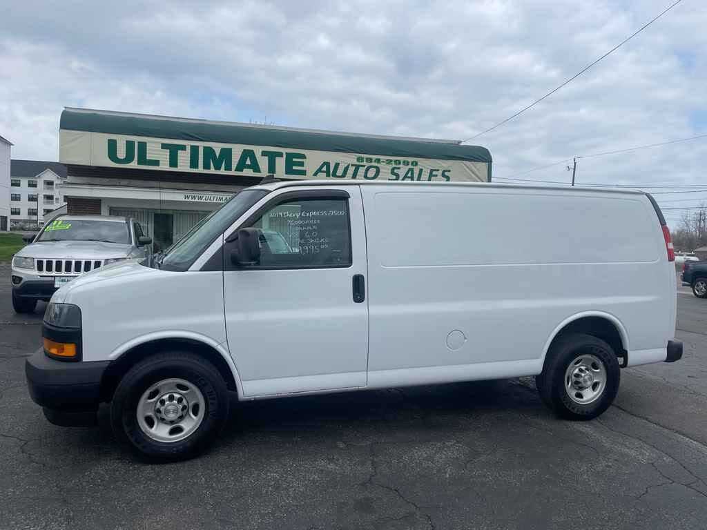 2019 CHEVROLET Express