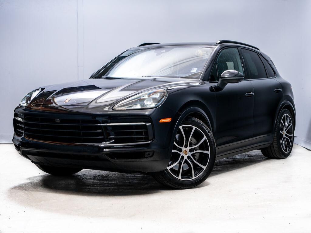 2022 PORSCHE Cayenne