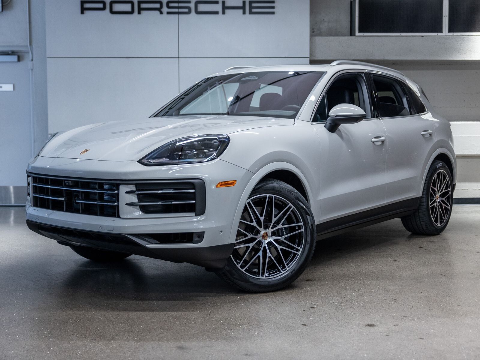 2026 PORSCHE Cayenne