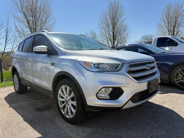 2017 FORD Escape