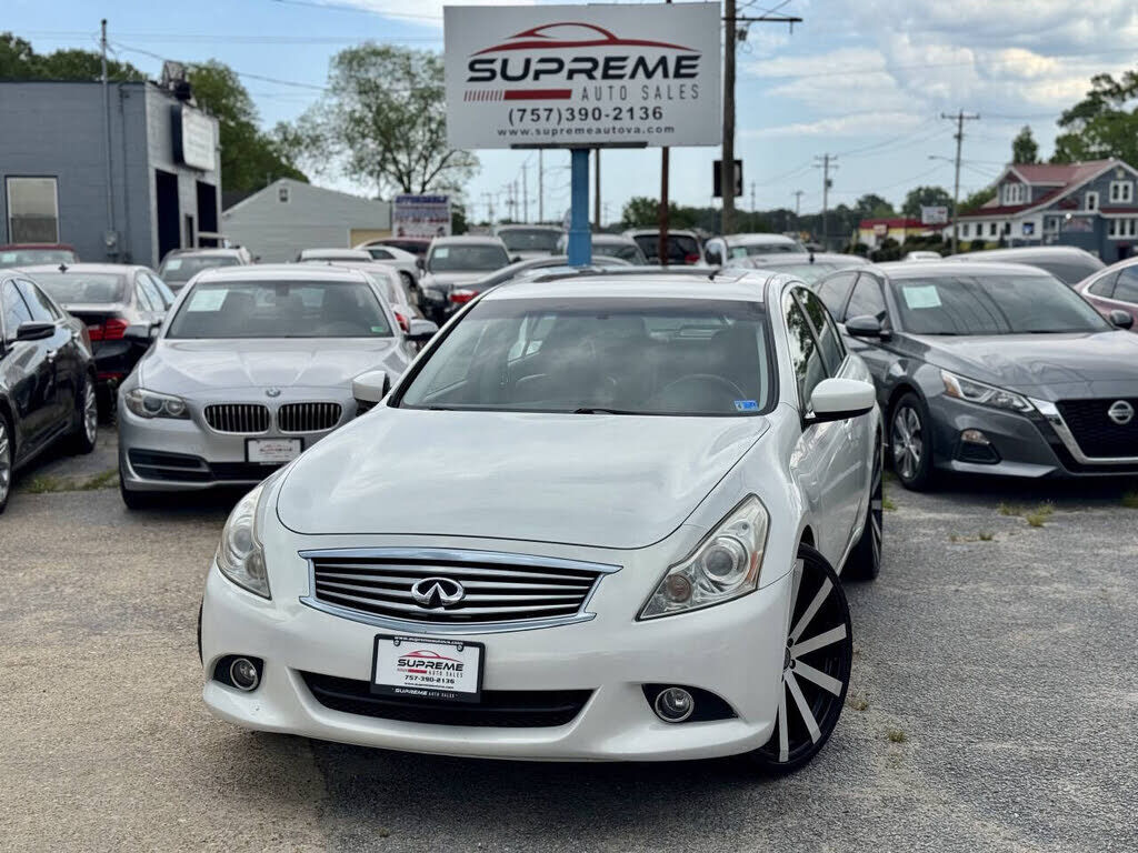 2013 INFINITI G37