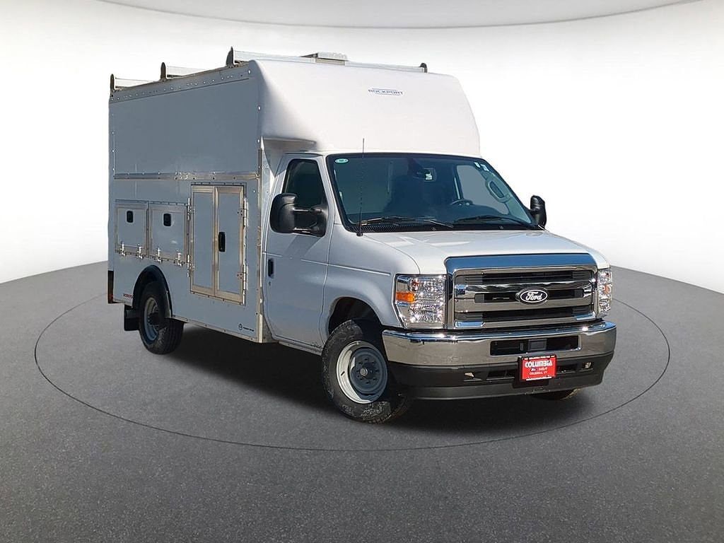 2026 FORD E-350