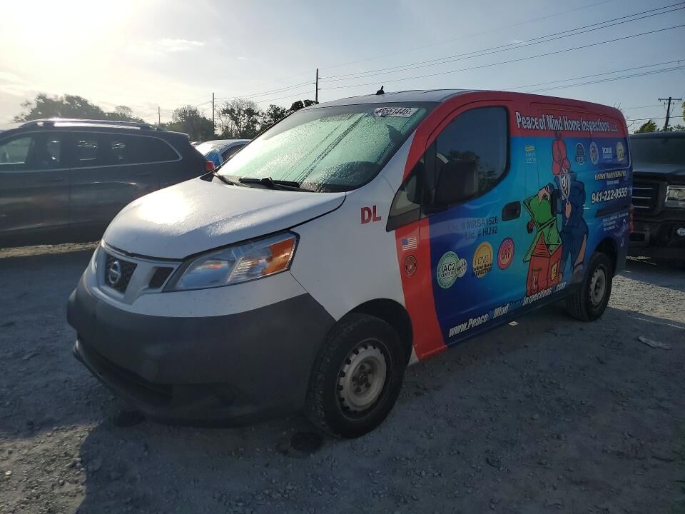 2015 NISSAN NV200