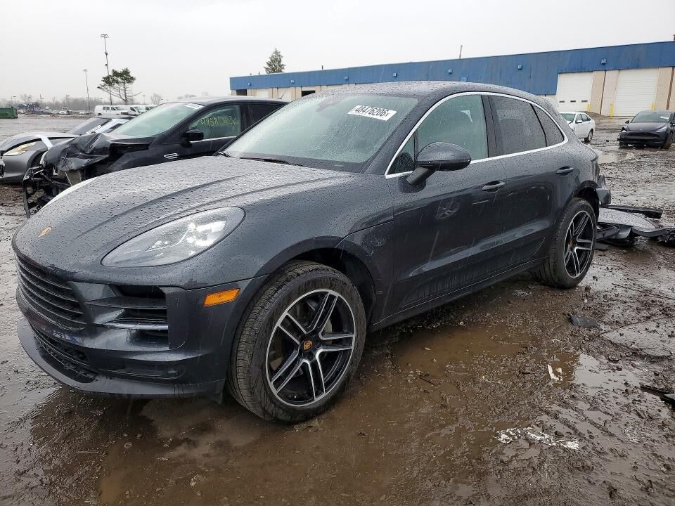 2019 PORSCHE Macan