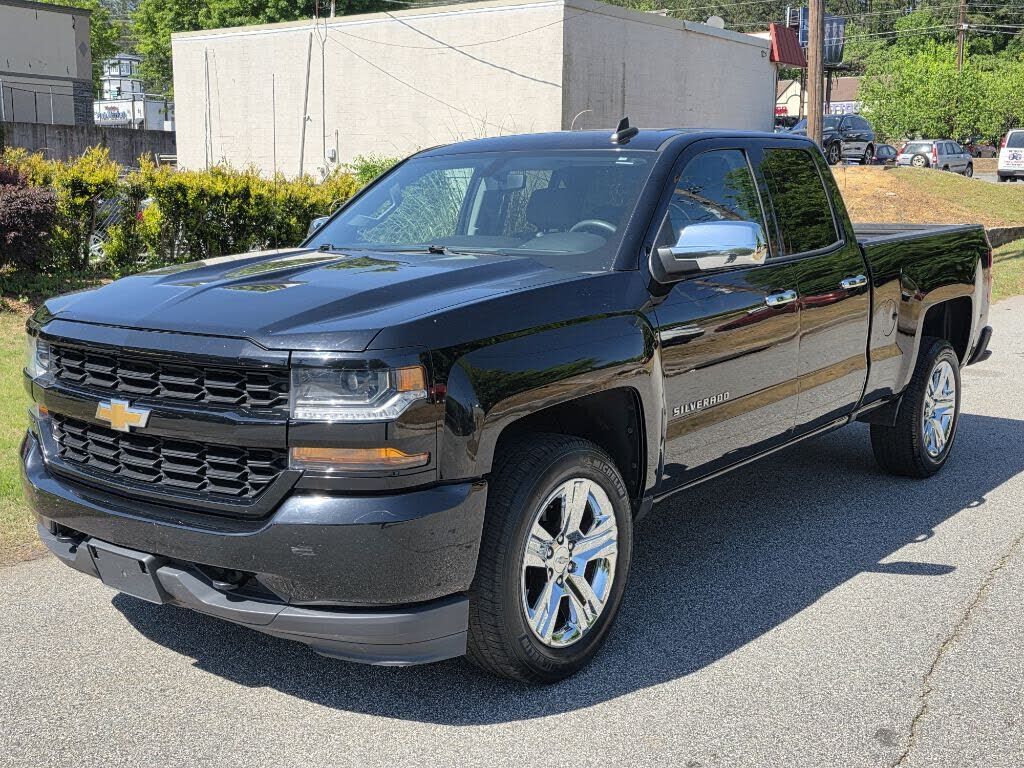 2018 CHEVROLET Silverado