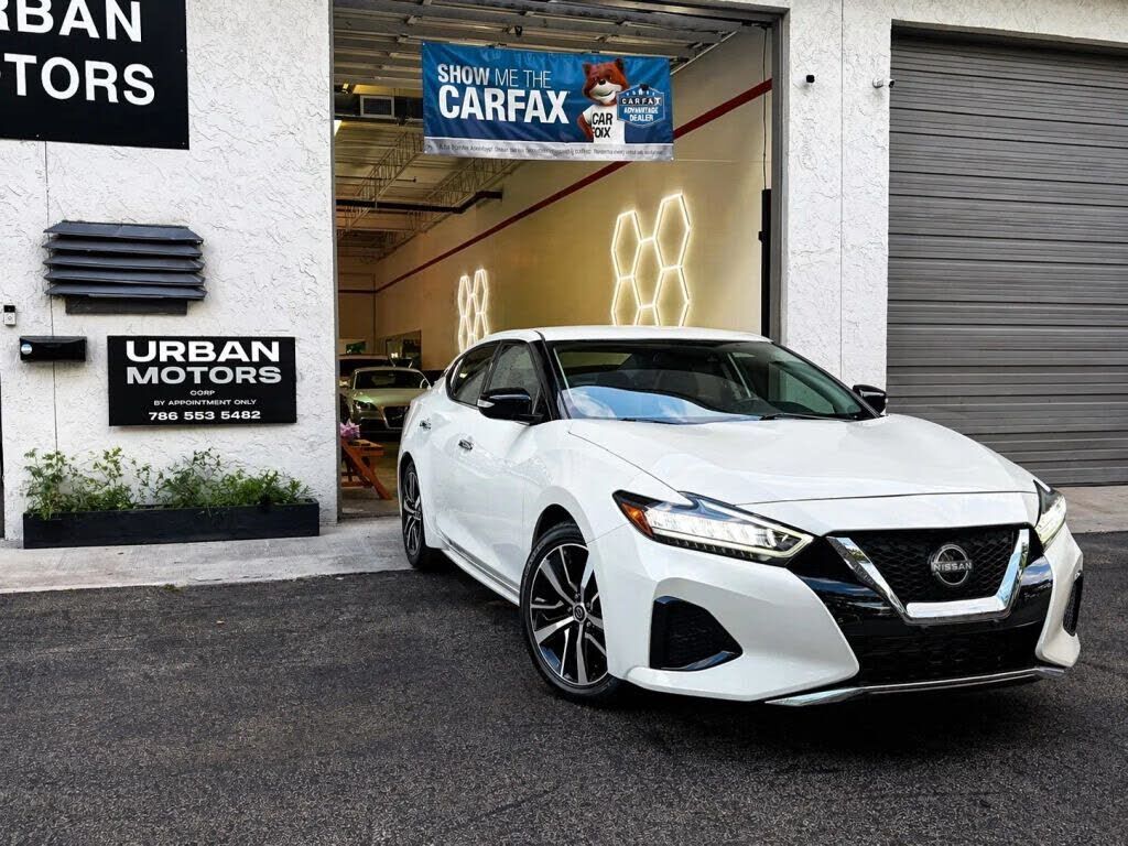 2023 NISSAN Maxima