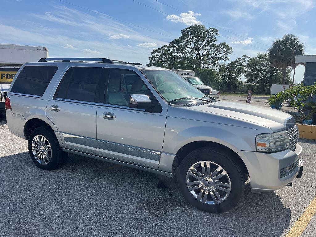 2010 LINCOLN Navigator