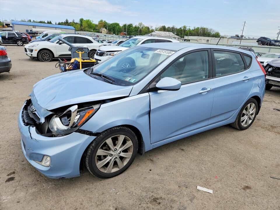 2012 HYUNDAI Accent