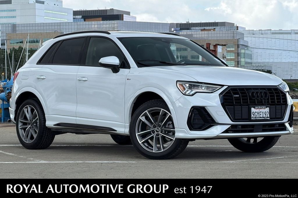 2023 AUDI Q3