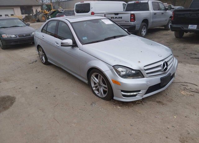 2012 MERCEDES-BENZ C-Class
