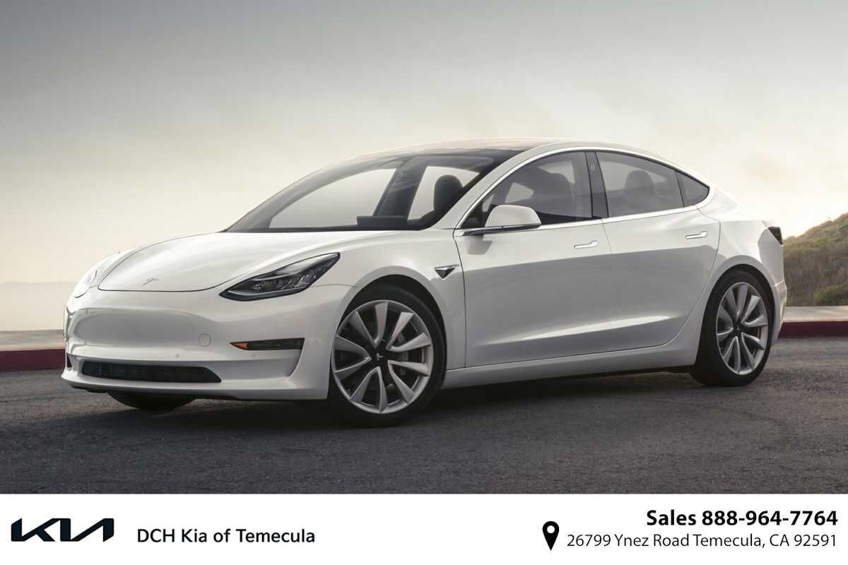 2020 TESLA Model 3
