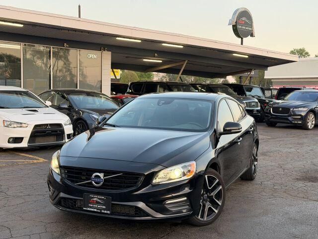 2017 VOLVO S60
