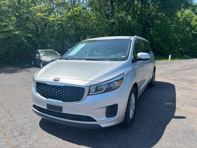 2016 KIA Sedona