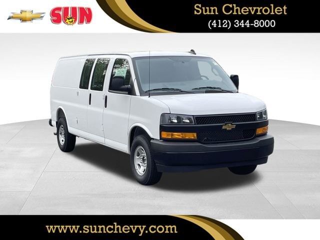 2025 CHEVROLET Express