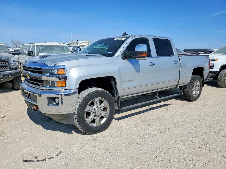 2018 CHEVROLET Silverado