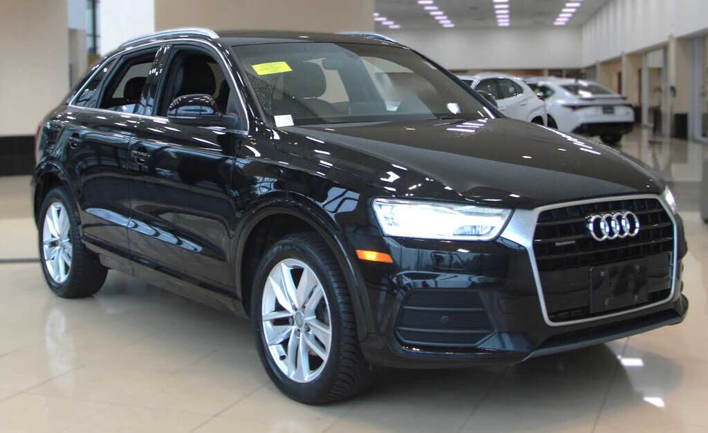 2016 AUDI Q3