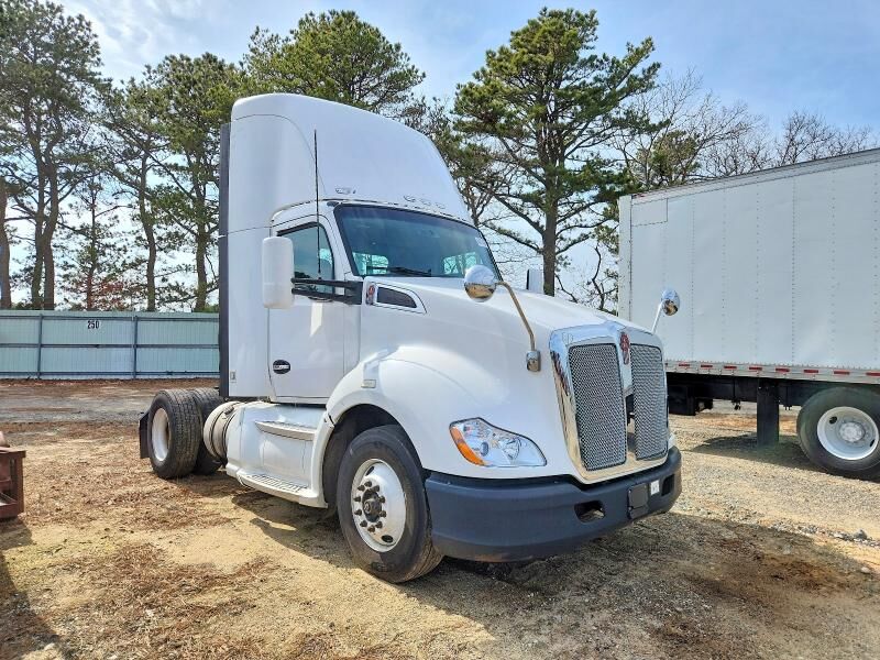 2014 KENWORTH T680