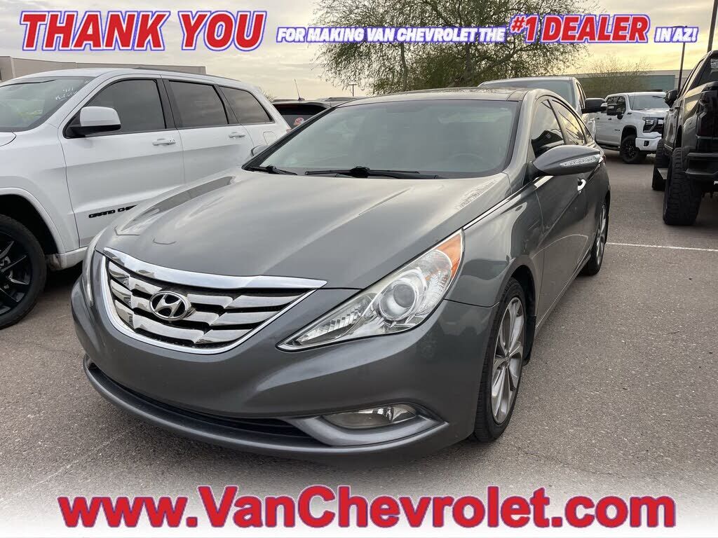 2013 HYUNDAI Sonata