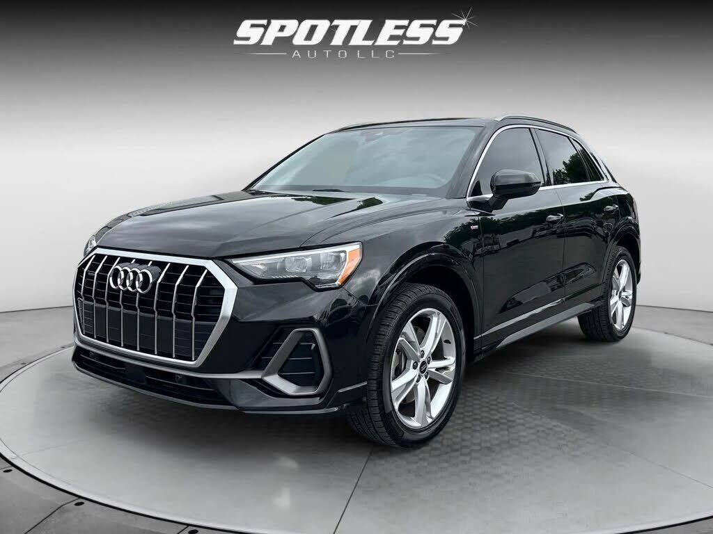 2022 AUDI Q3