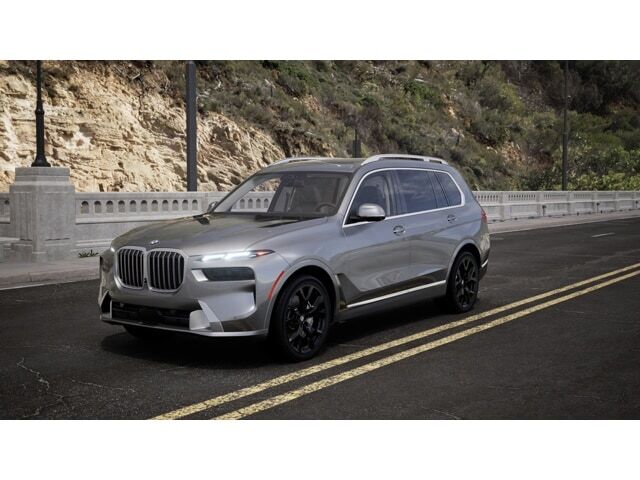 2027 BMW X7