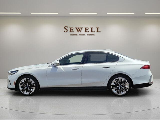 2024 BMW 530i