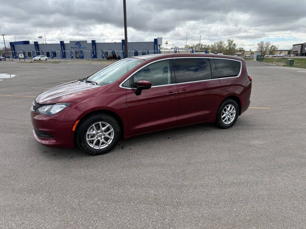 2022 CHRYSLER Pacifica
