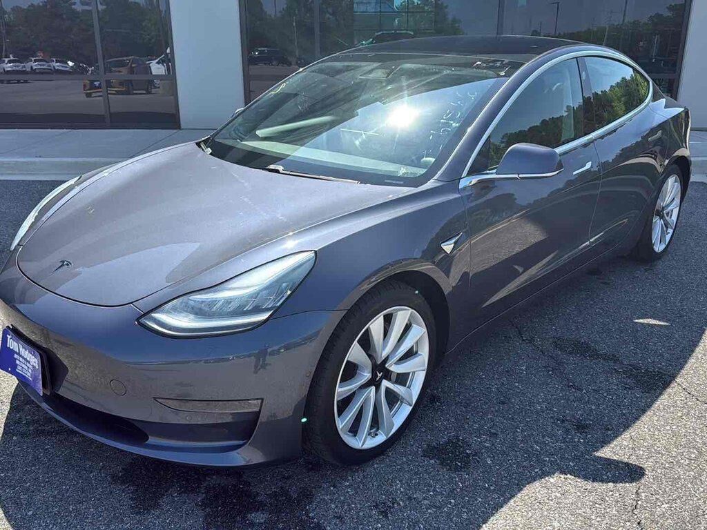 2020 TESLA Model 3