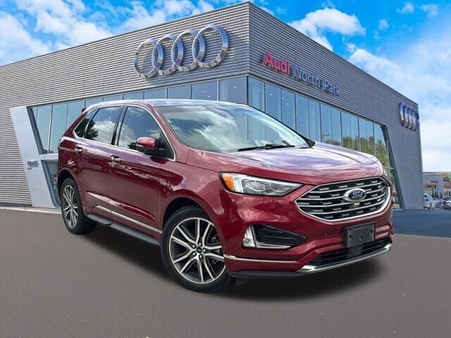 2019 FORD Edge