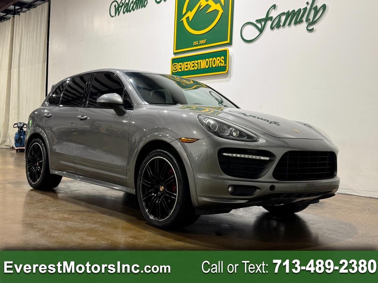 2014 PORSCHE Cayenne
