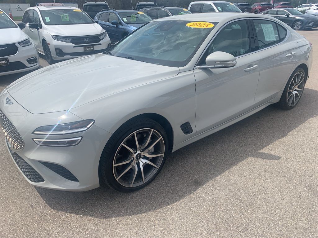 2025 GENESIS G70