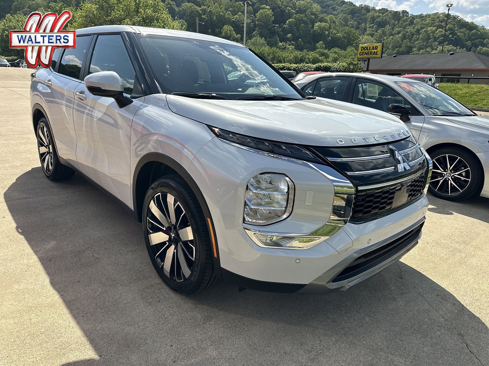 2026 MITSUBISHI Outlander