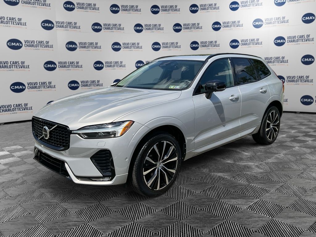 2023 VOLVO XC60