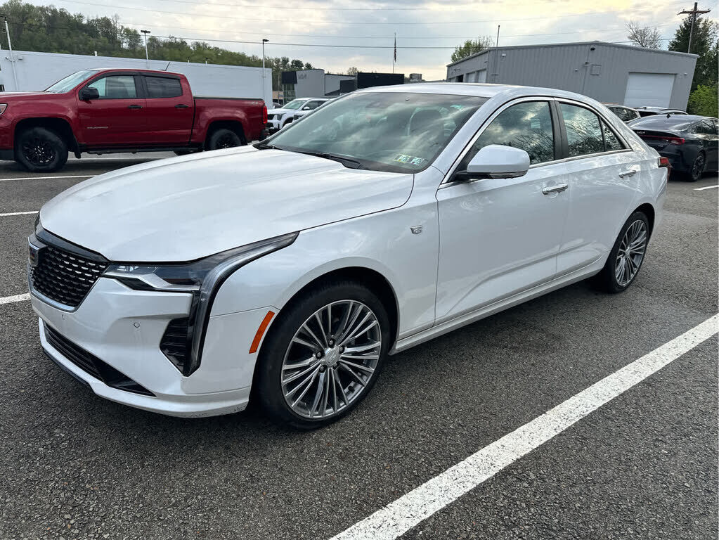 2023 CADILLAC CT4