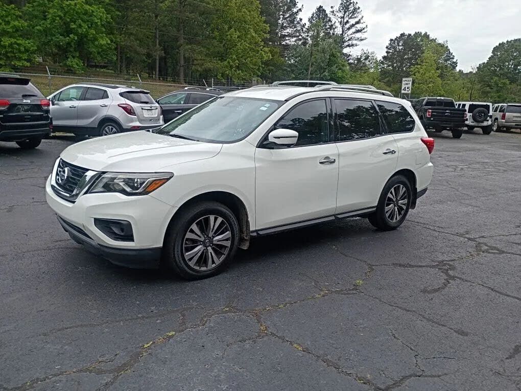 2017 NISSAN Pathfinder