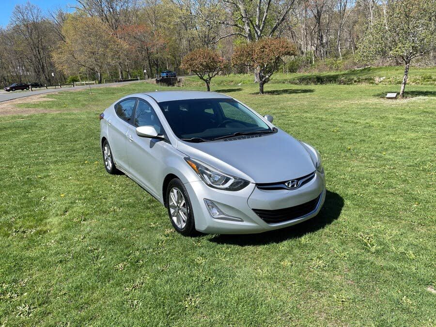 2015 HYUNDAI Elantra